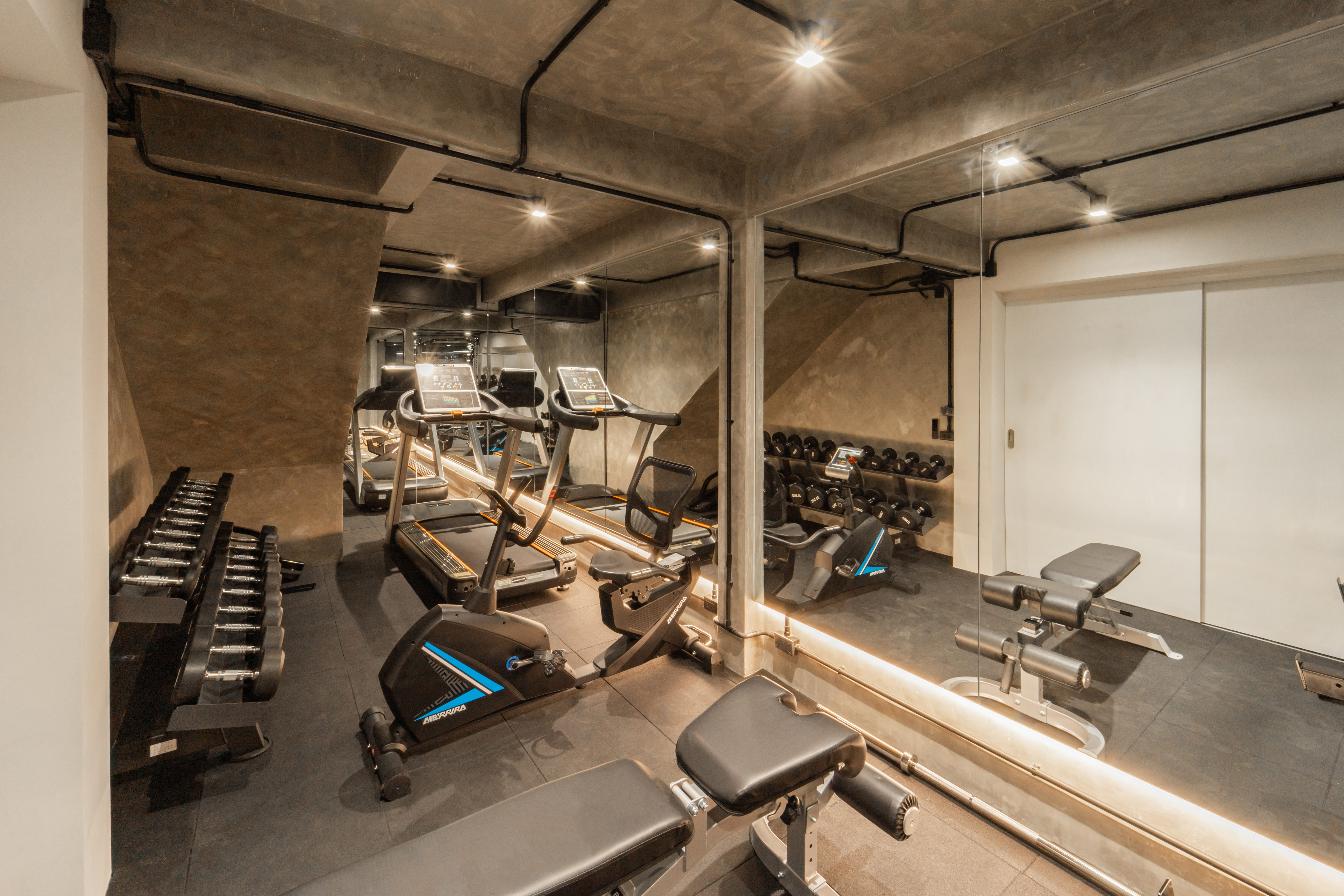 Baan K. Merch — 12